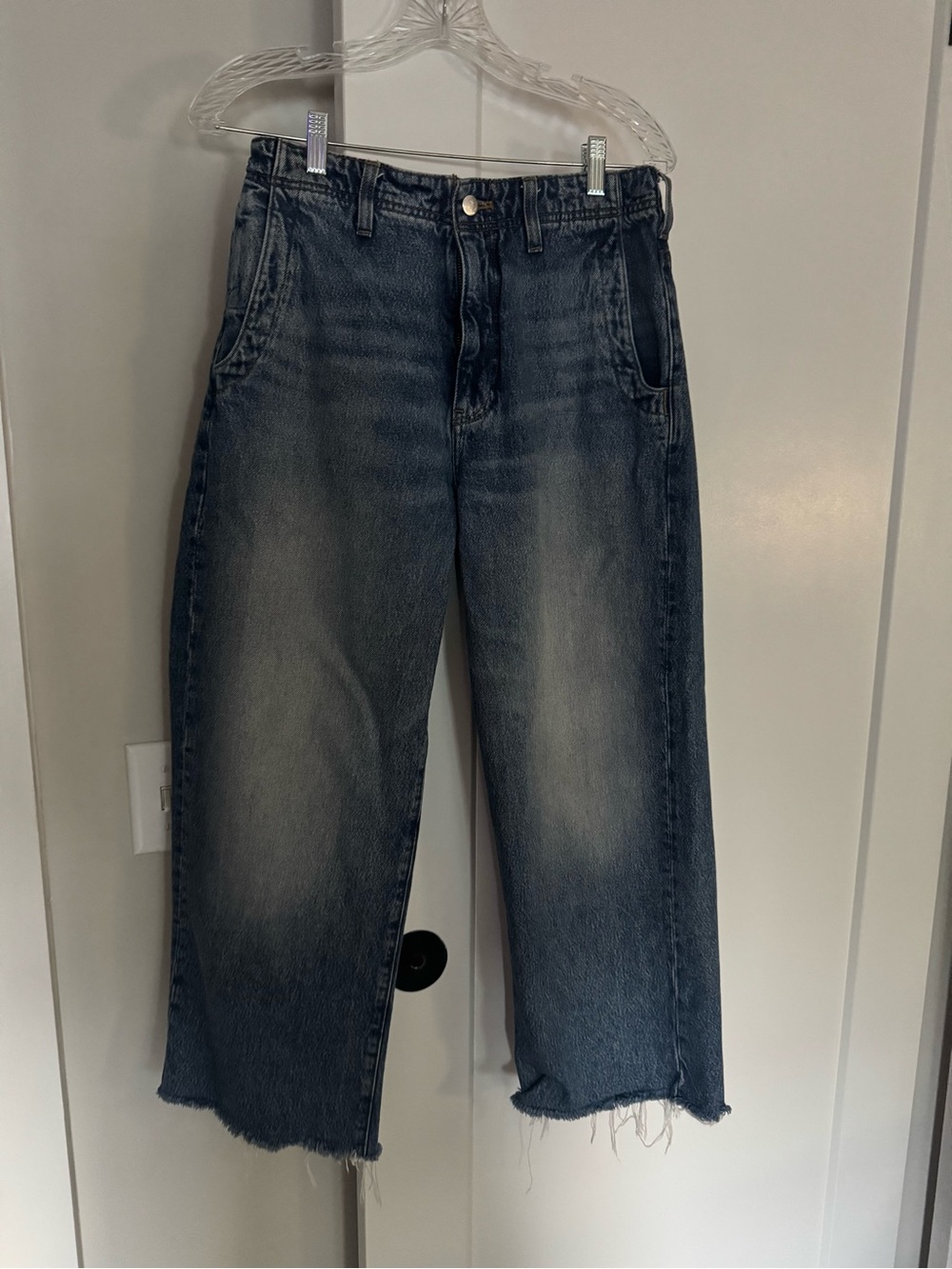 Pilcro Women’ barrel Jeans in Faded Dark Blue